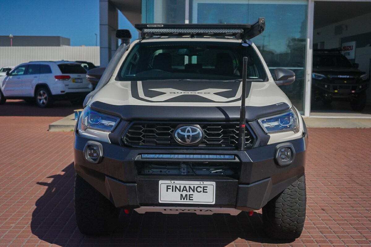 Toyota Hilux image 3