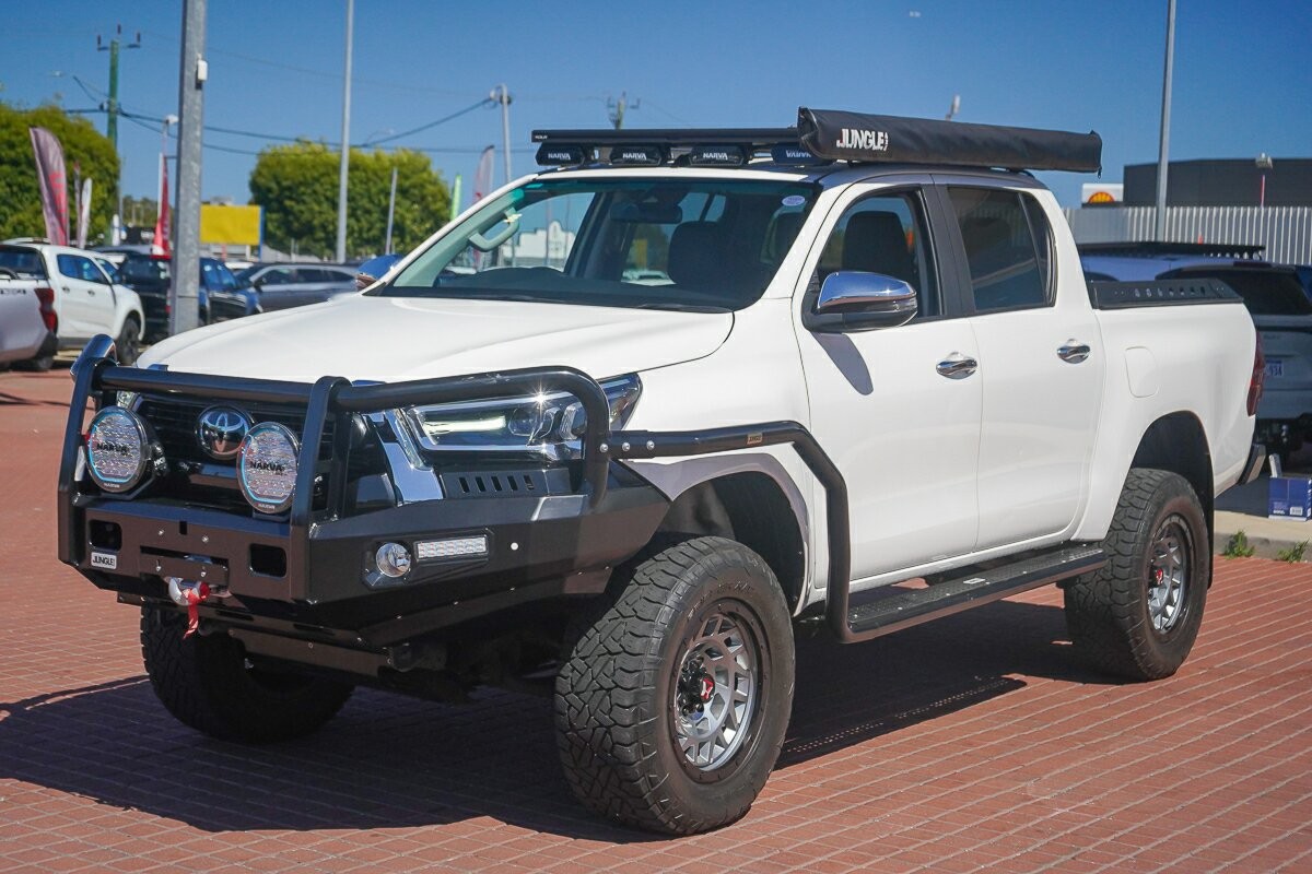 Toyota Hilux image 4