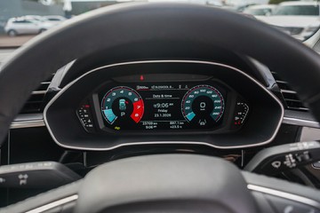 https://vehicle-cdn.autoleague.cloud/32225_81009517_15.jpg