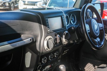 https://vehicle-cdn.autoleague.cloud/32225_81009534_20.jpg