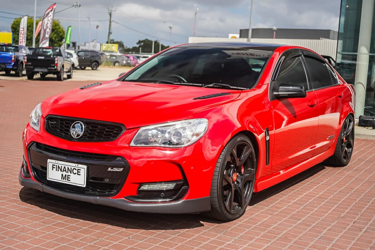 Holden Commodore image 2