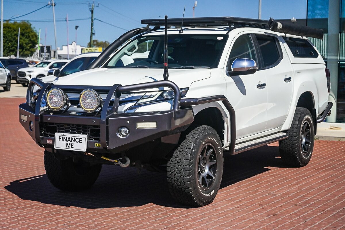 Mitsubishi Triton image 4