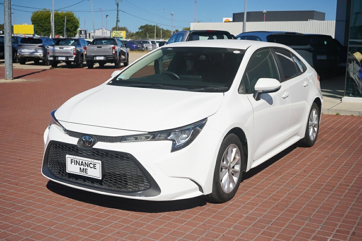 Toyota Corolla image 4