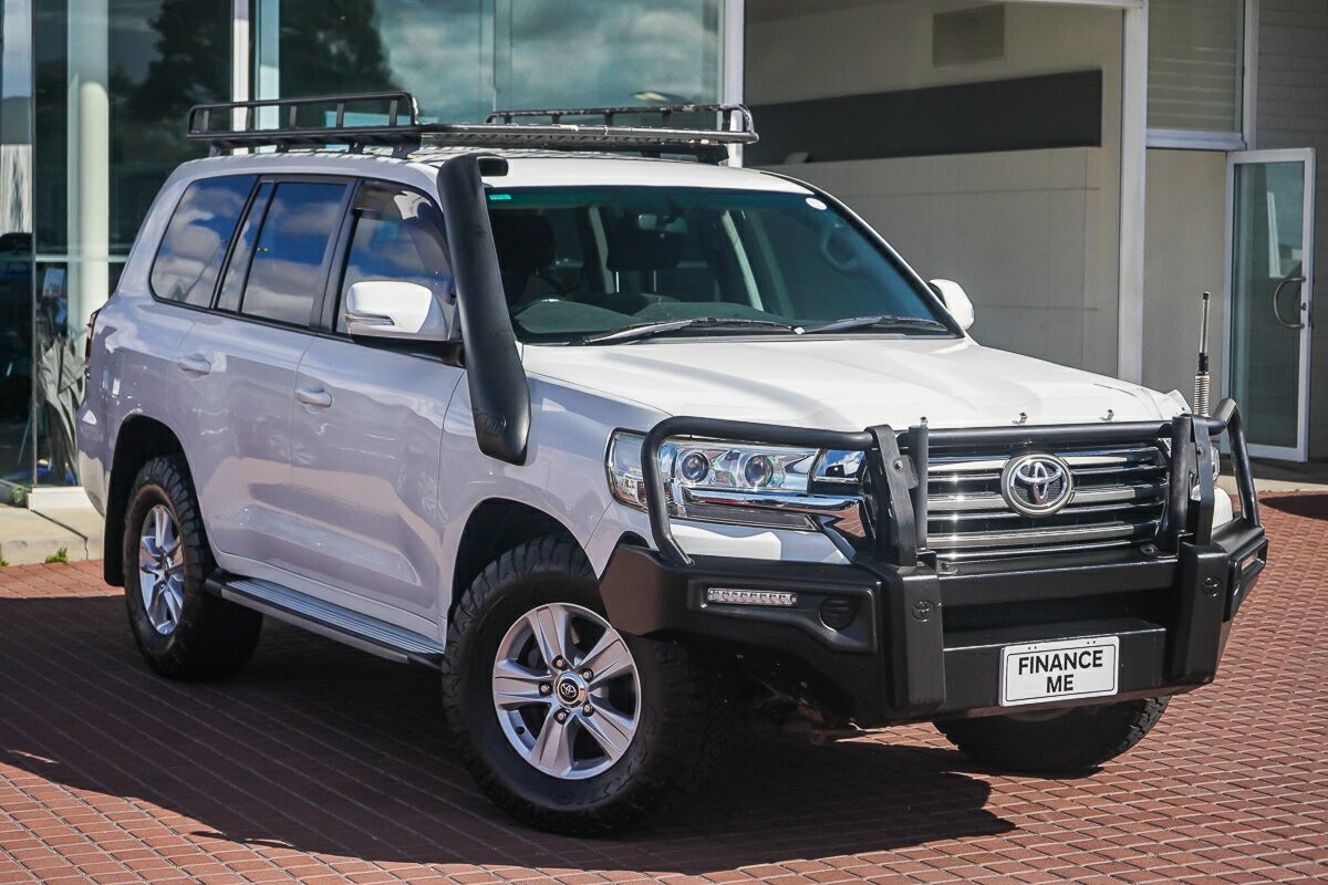 Toyota Landcruiser image 1