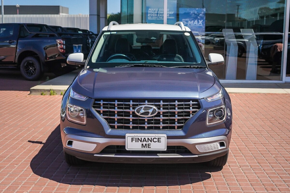Hyundai Venue image 3