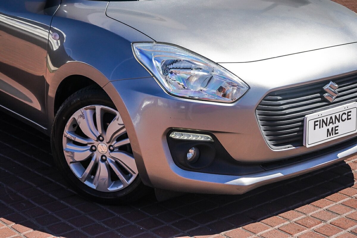 Suzuki Swift image 2