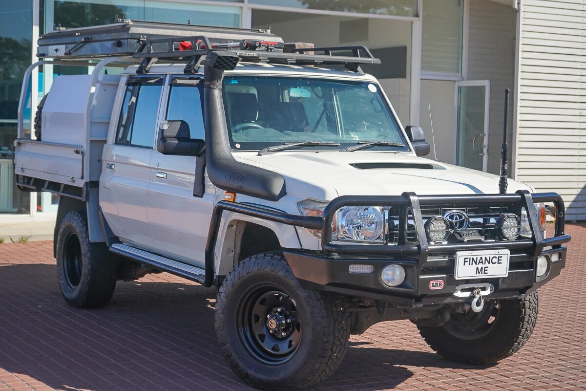 Toyota Landcruiser image 1