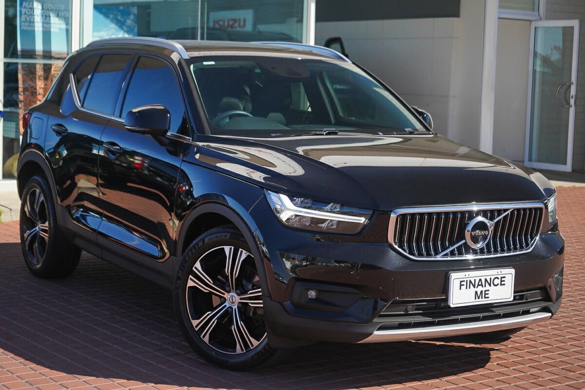 Volvo Xc40 image 1