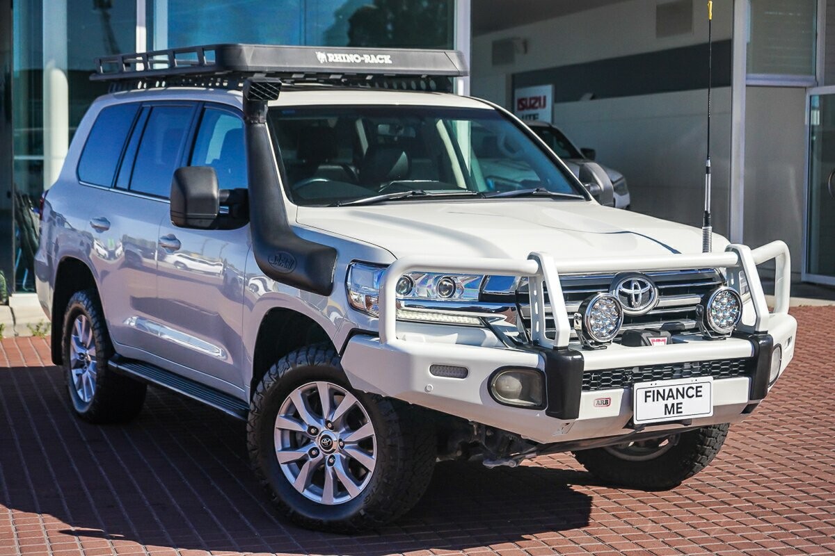 Toyota Landcruiser image 1