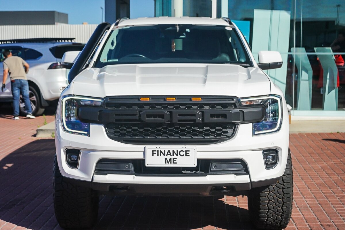 Ford Everest image 3