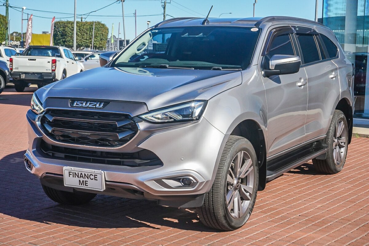 Isuzu Mu-x image 4