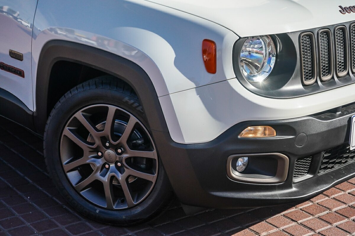 Jeep Renegade image 2