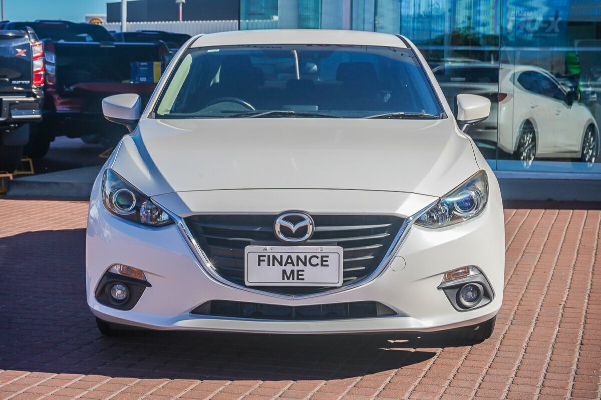 Mazda 3 image 3