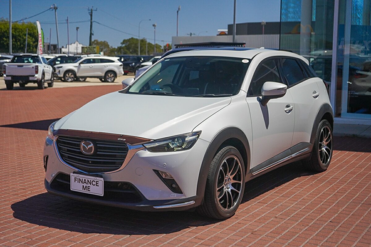 Mazda Cx-3 image 4