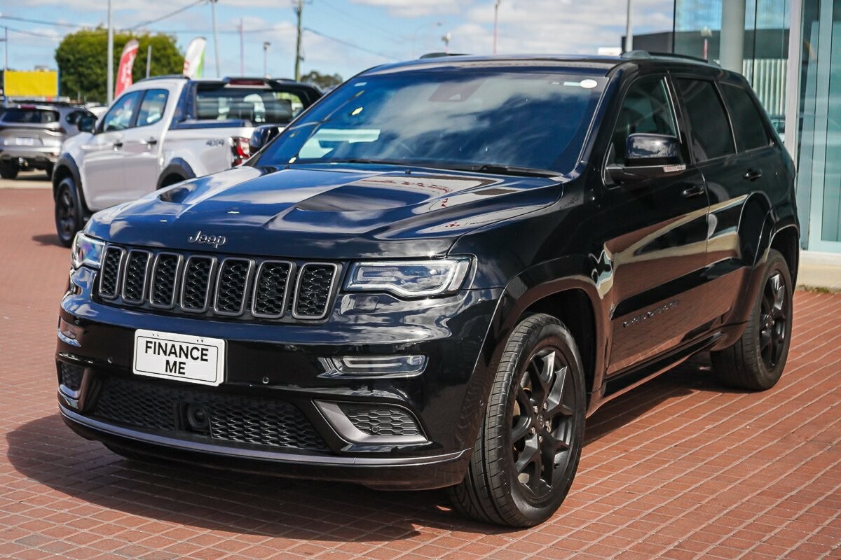 Jeep Grand Cherokee image 4