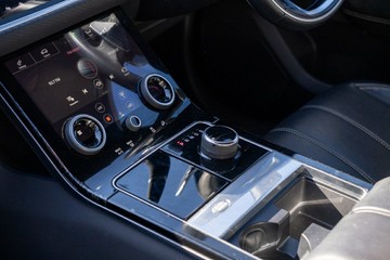https://vehicle-cdn.autoleague.cloud/32225_81009752_21.jpg