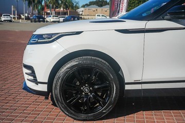 https://vehicle-cdn.autoleague.cloud/32225_81009752_5.jpg