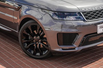 https://vehicle-cdn.autoleague.cloud/32225_81009758_2.jpg