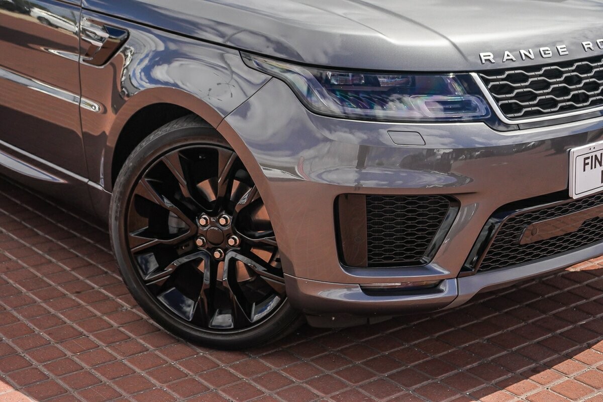 Land Rover Range Rover Sport image 2