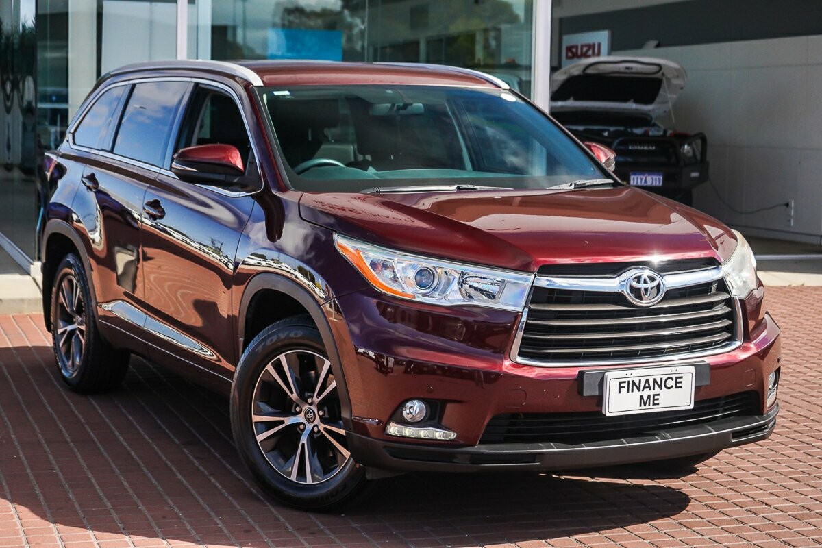 Toyota Kluger image 1