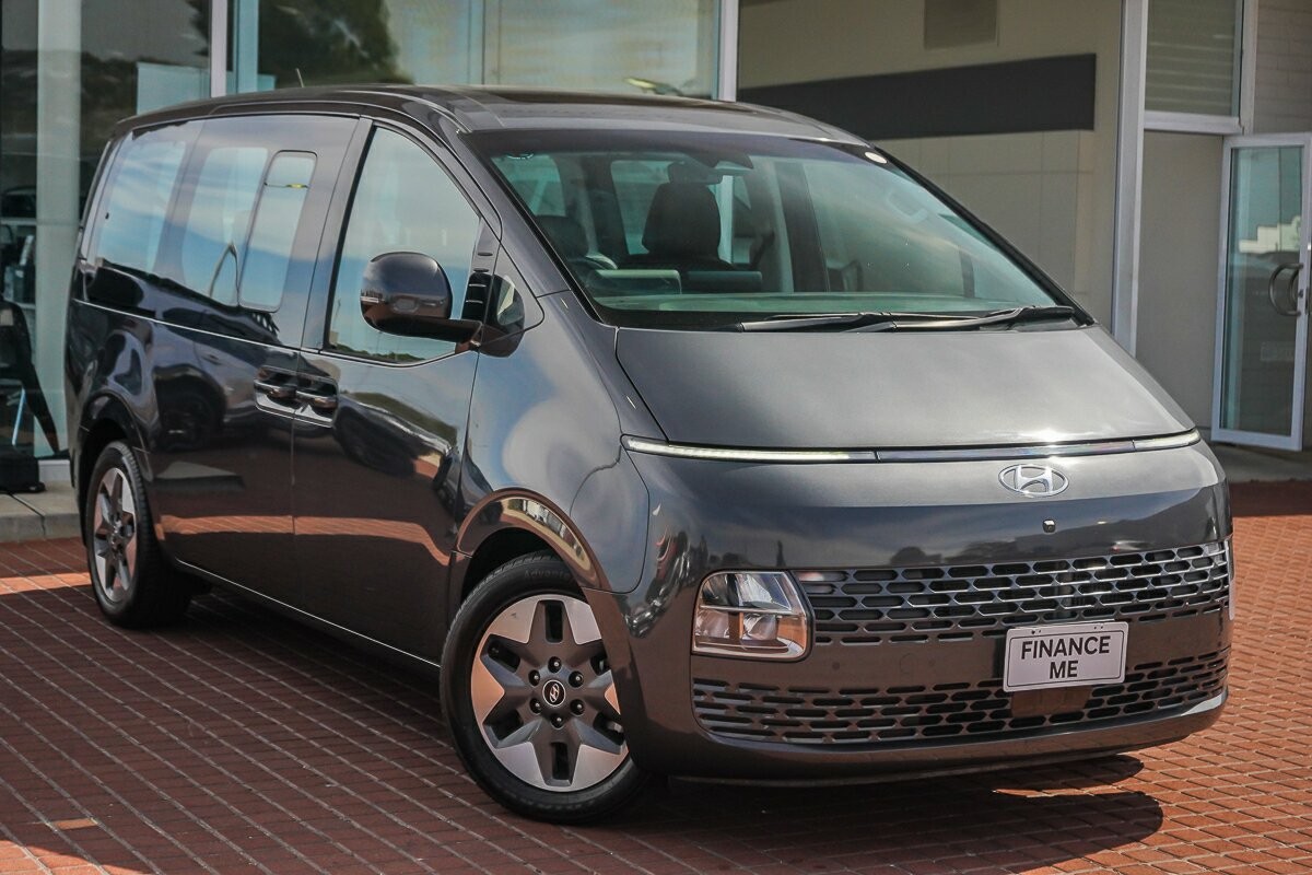 Hyundai Staria image 1