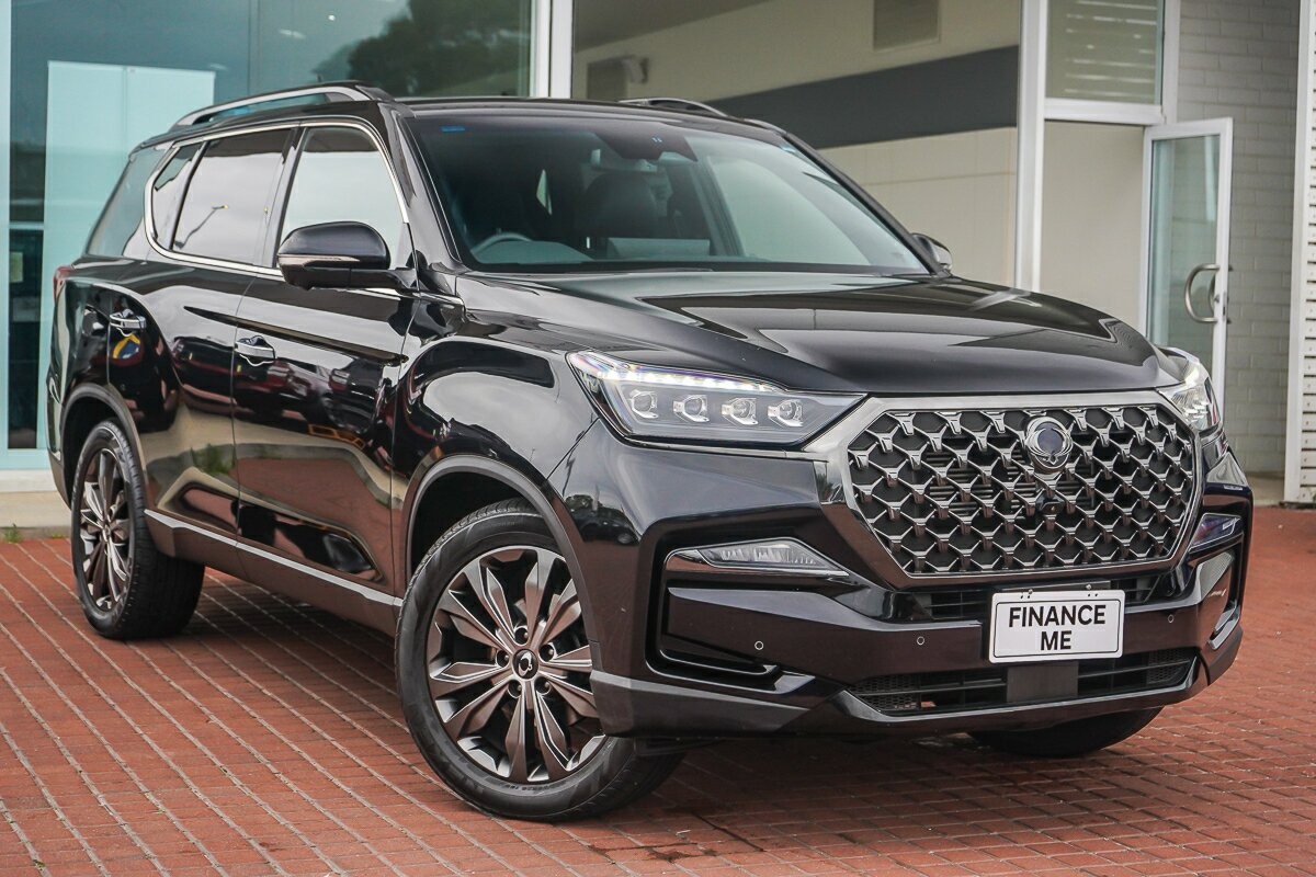 Ssangyong Rexton image 1