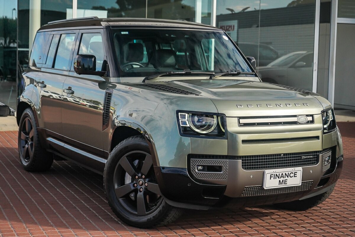 Land Rover Defender image 1