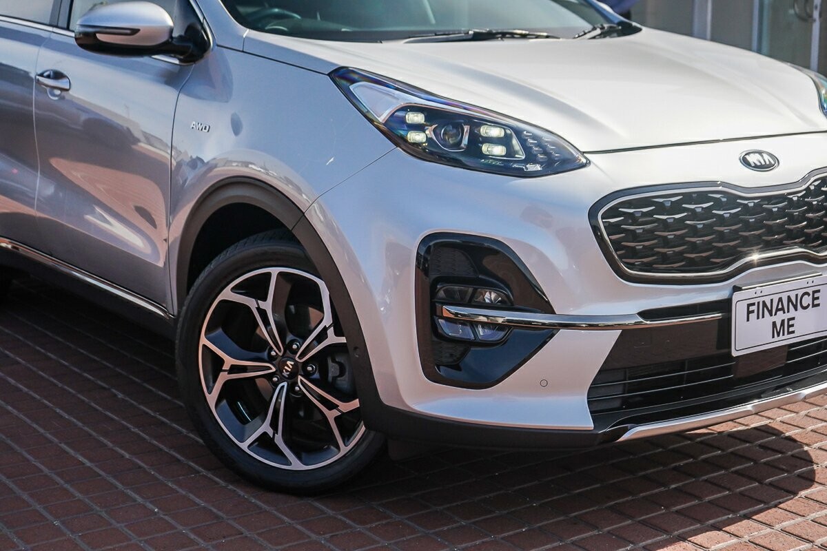 Kia Sportage image 2