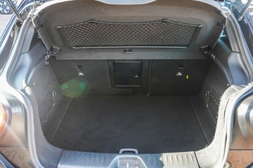 https://vehicle-cdn.autoleague.cloud/32225_81009811_10.jpg