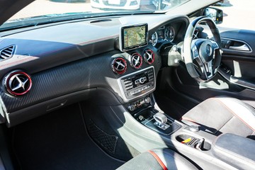 https://vehicle-cdn.autoleague.cloud/32225_81009811_19.jpg