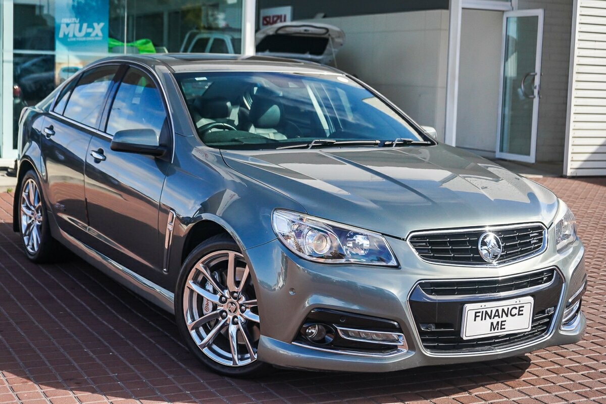 Holden Commodore image 1