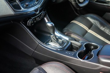 https://vehicle-cdn.autoleague.cloud/32225_81009824_23.jpg