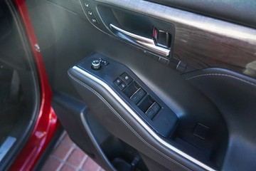 https://vehicle-cdn.autoleague.cloud/32225_81009825_12.jpg