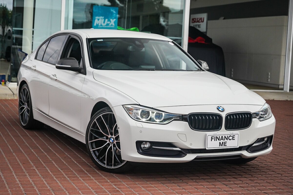 BMW 3 Series image 1