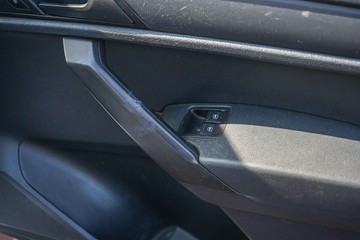 https://vehicle-cdn.autoleague.cloud/32225_81009838_10.jpg