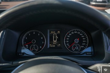 https://vehicle-cdn.autoleague.cloud/32225_81009838_14.jpg