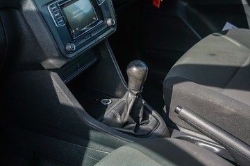 https://vehicle-cdn.autoleague.cloud/32225_81009838_20.jpg