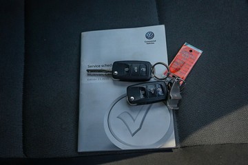 https://vehicle-cdn.autoleague.cloud/32225_81009838_22.jpg