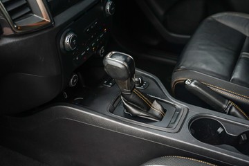 https://vehicle-cdn.autoleague.cloud/32225_81009843_19.jpg