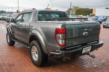 https://vehicle-cdn.autoleague.cloud/32225_81009843_5.jpg