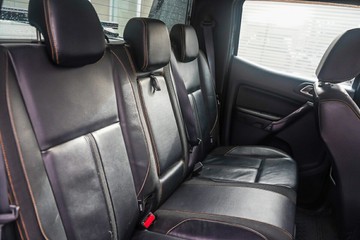 https://vehicle-cdn.autoleague.cloud/32225_81009843_8.jpg