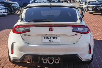 https://vehicle-cdn.autoleague.cloud/32225_81009849_7.jpg