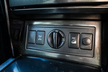 https://vehicle-cdn.autoleague.cloud/32225_81009850_10.jpg