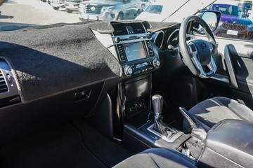 https://vehicle-cdn.autoleague.cloud/32225_81009850_9.jpg