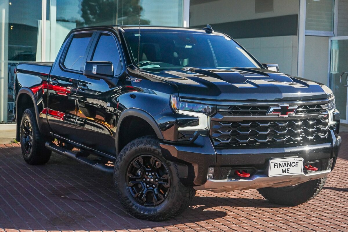 Chevrolet Silverado image 1