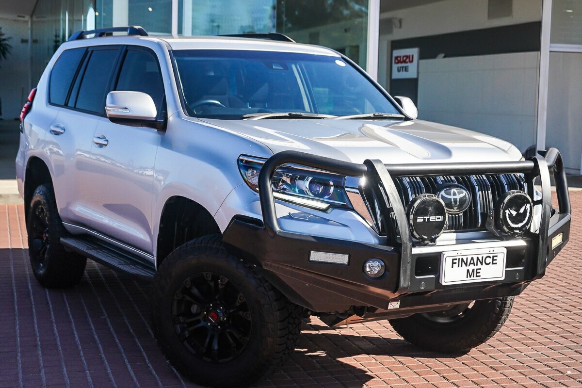 Toyota Landcruiser Prado image 1