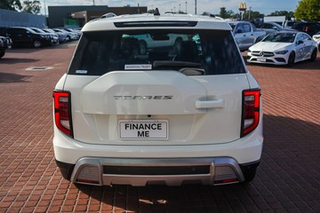 https://vehicle-cdn.autoleague.cloud/32225_81009864_7.jpg