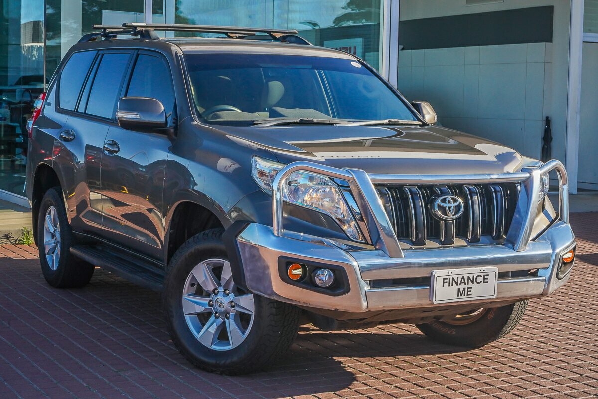 Toyota Landcruiser Prado image 1
