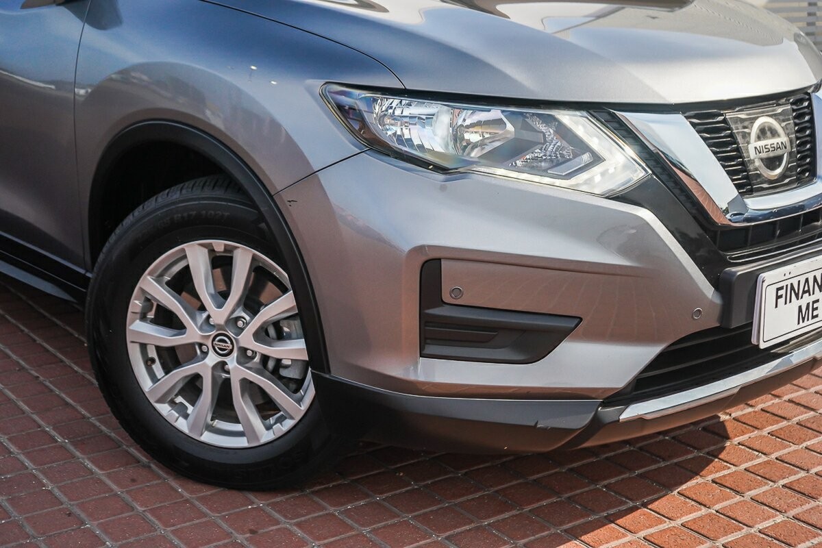 Nissan X-trail image 2