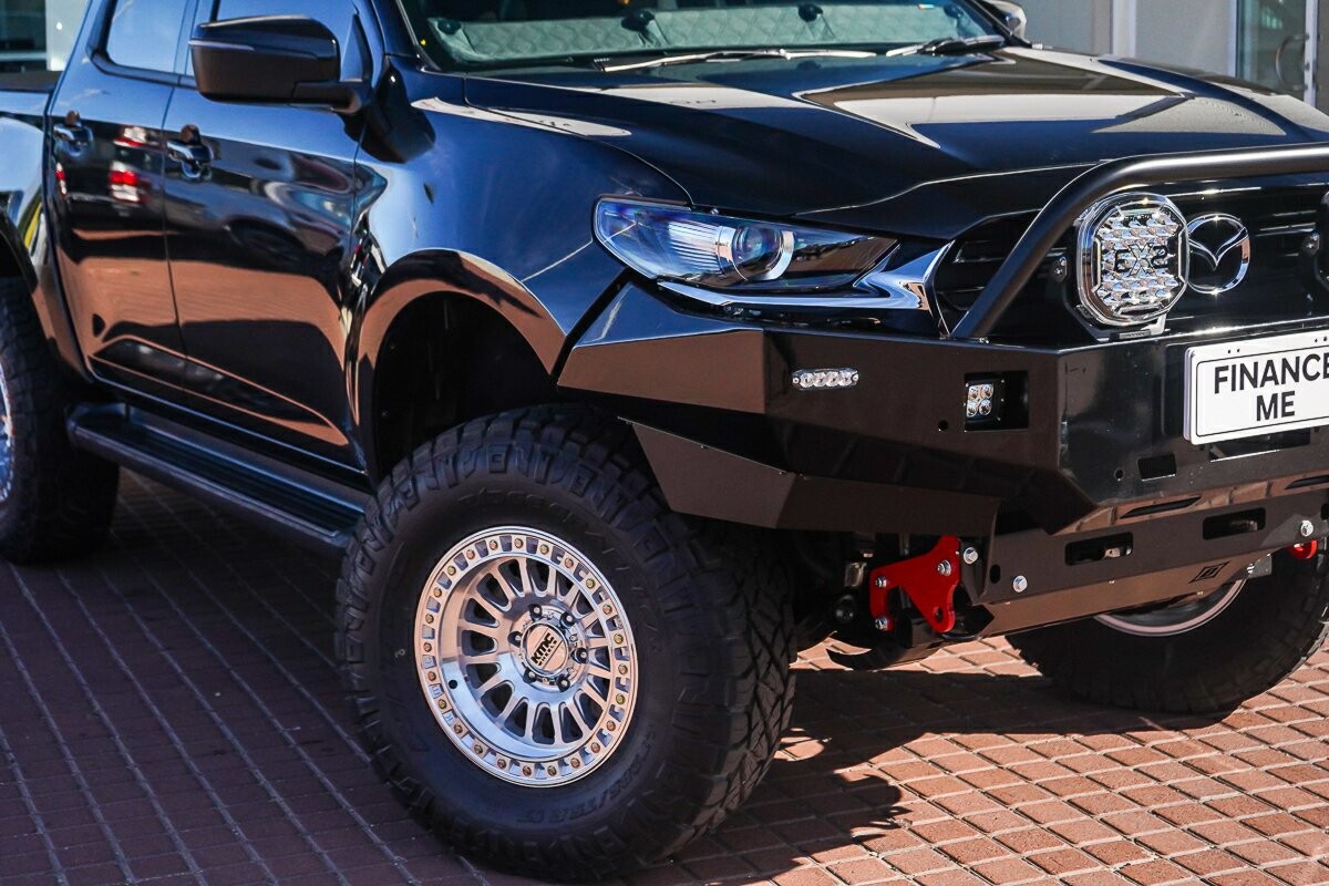 Mazda Bt-50 image 2